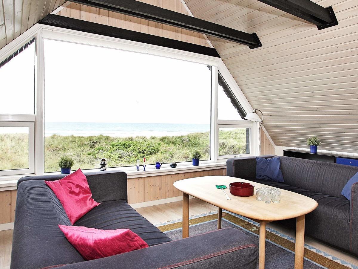 6 Person Holiday Home In Blokhus Esterno foto